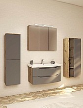 1: Kúpeľňa - zrkadlová skrinka