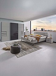 Spálňa - široká komoda